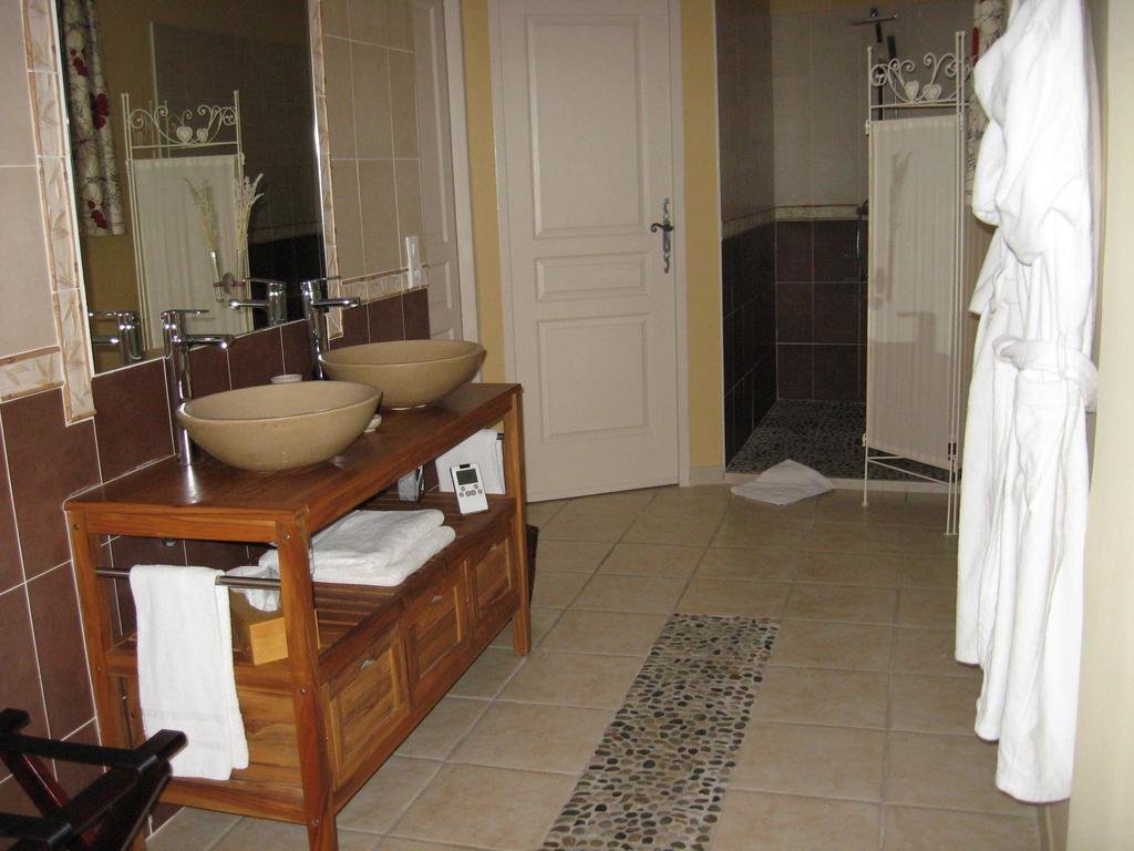 Mas Du Puits Bed & Breakfast Courthezon Bilik gambar